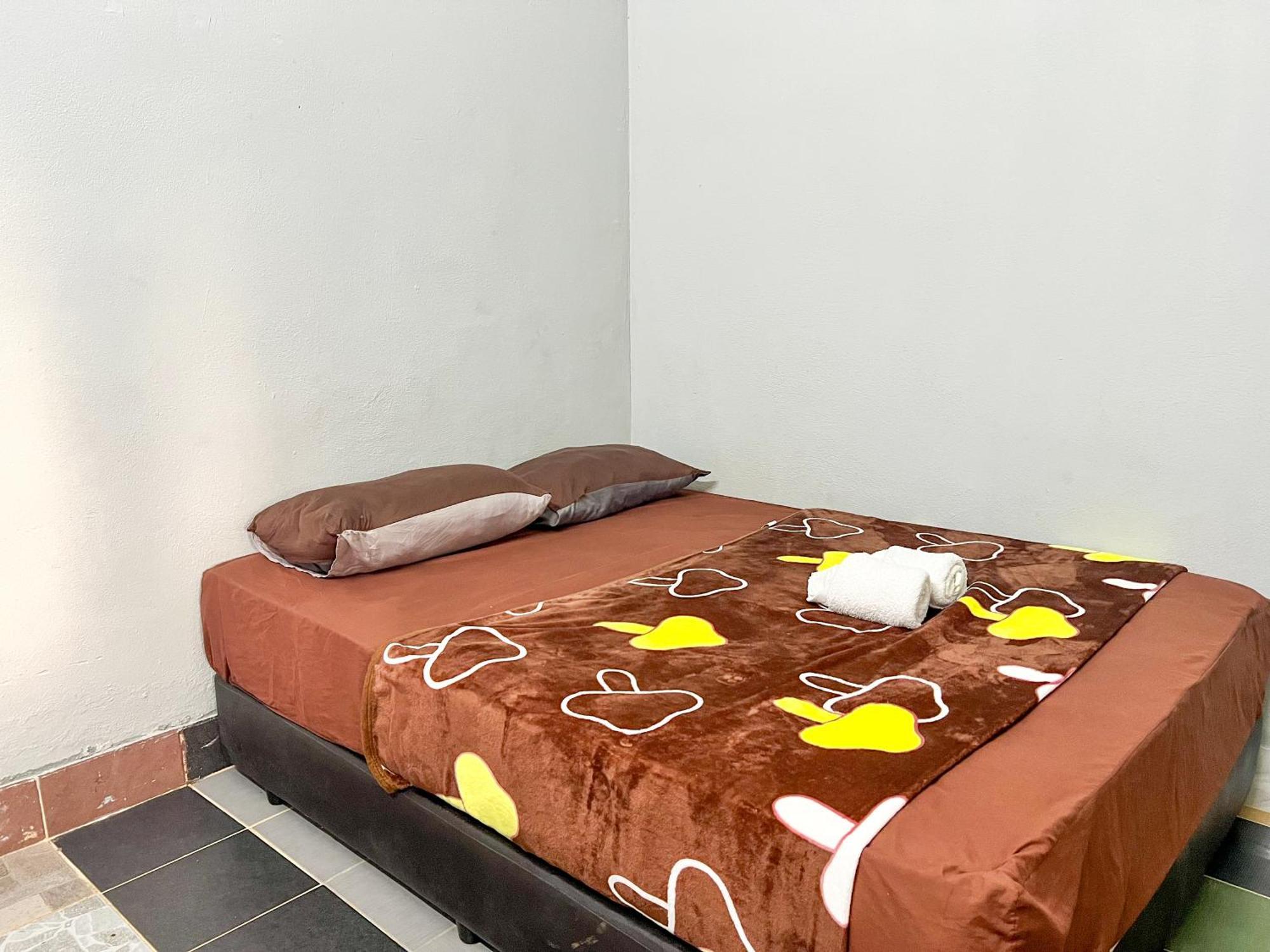 Budget Rest House פדנג בסר מראה חיצוני תמונה